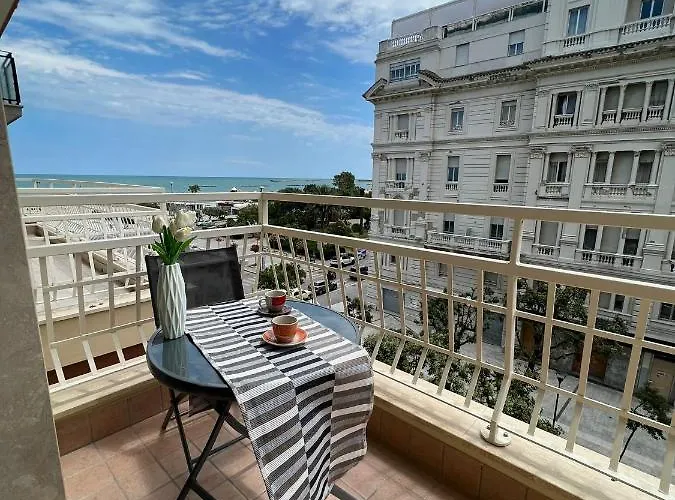 Blu Apartment